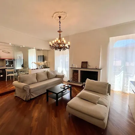 Attico Cavour شقة لا سبيتسْيا