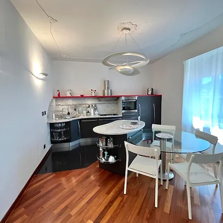 شقة Attico Cavour لا سبيتسْيا