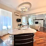 Attico Cavour Apartamento *