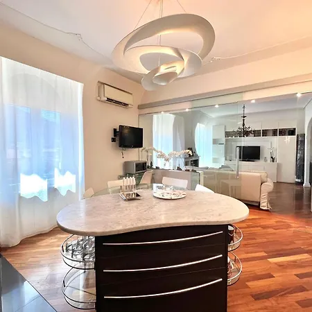 Attico Cavour דירה *